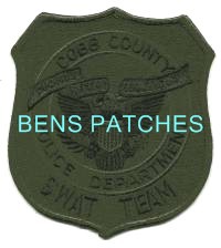 GEORGIA,A,COBB COUNTY POLICE SWAT TEAM SUBDUED 1_wm
